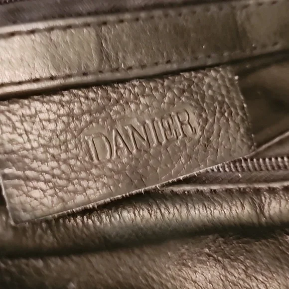 Handbag - Picture 3 of 4